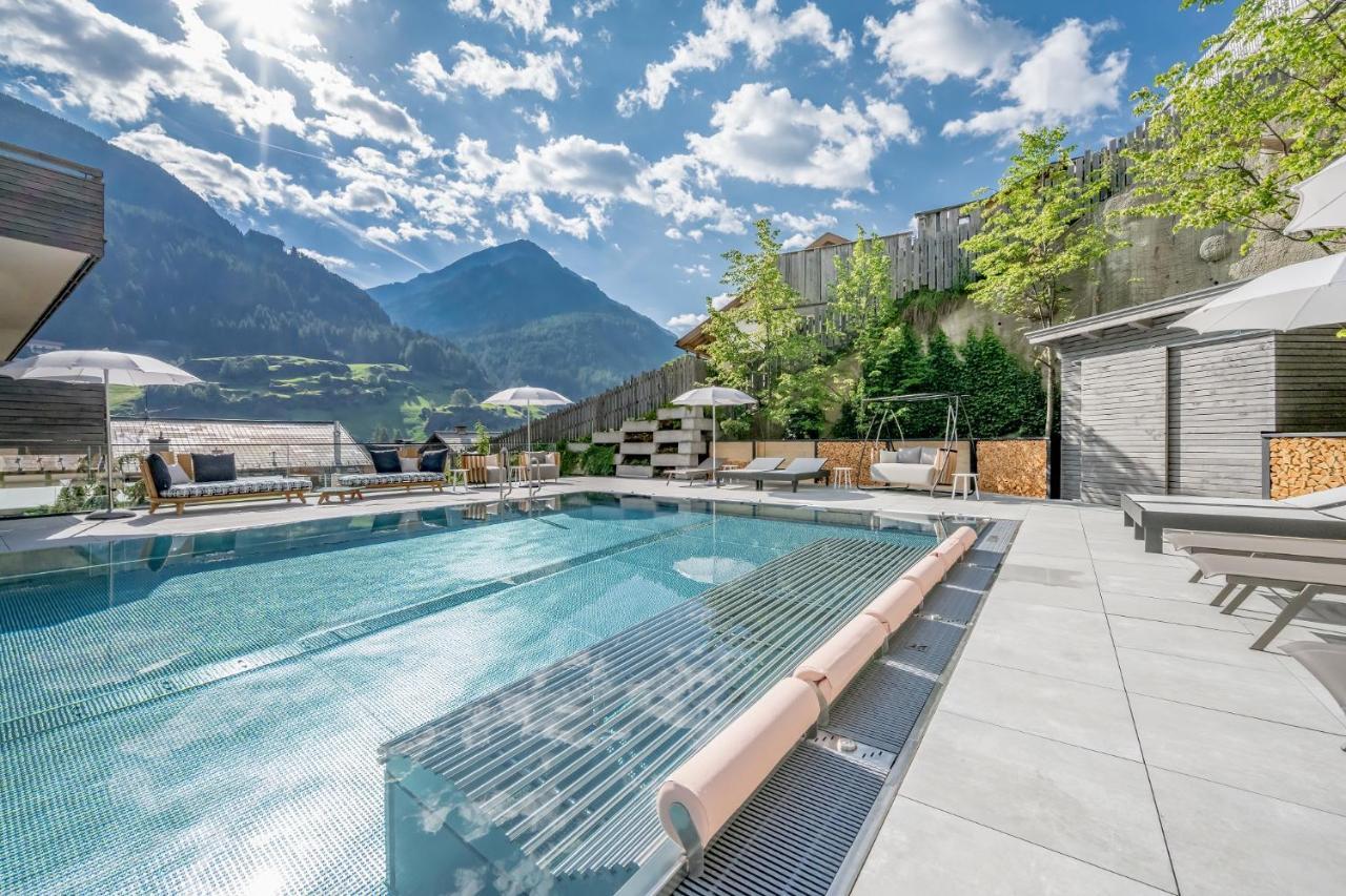 Bergland Design- Und Wellnesshotel Solden Exterior photo